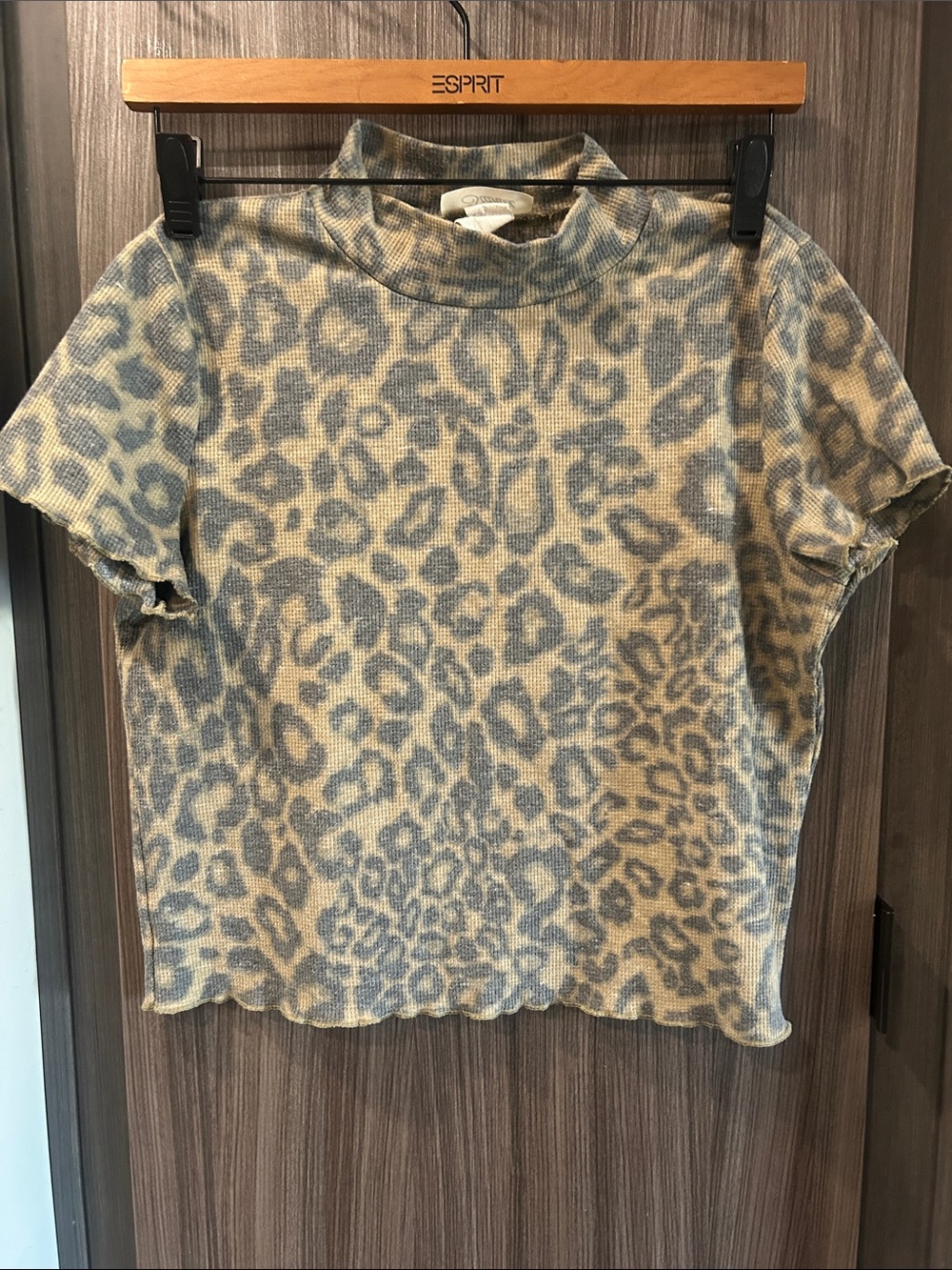 Mock Neck Short Sleeve Leopard Print Top - Beige/Black